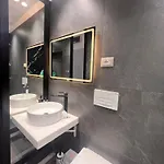 Mery Center 티라나